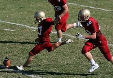 江苏体彩网：阿什拉夫社交媒体欢庆点球大战晋级，激情之夜铭刻记忆，终极对决即将登场