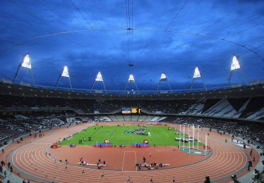 江苏体彩网官网-邵佳一上任即显魄力，昔日冷遇球员终获国家队召唤