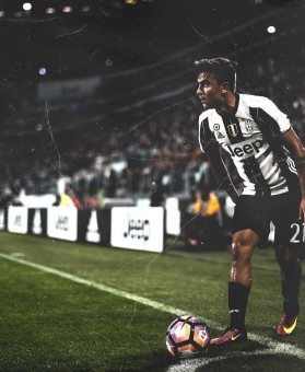 江苏体彩网|西甲积分榜震撼更新，赫罗纳逆袭登顶，黑马四连胜惊艳，西班牙人与马竞双双告捷