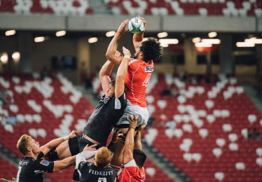 江苏体彩网_狂揽27分14篮板4盖帽！攻防两端碾压NBA首轮秀，球迷惊叹，离开杜锋后化身周琦二代