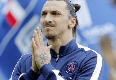 江苏体彩网_世体独家，年轻天才通卡拉今日落笔首份职业合约，待三月满十六岁后正式激活