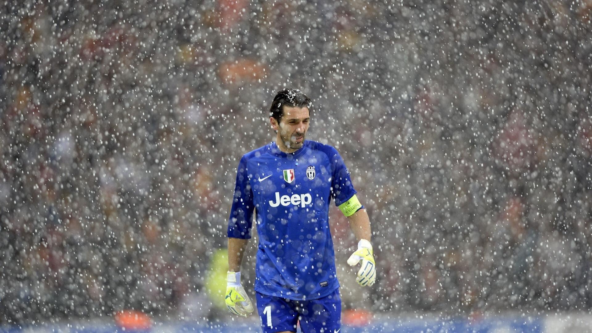 意甲赛场现历史级坚韧之战 九人残阵逆境取胜终结七年魔咒